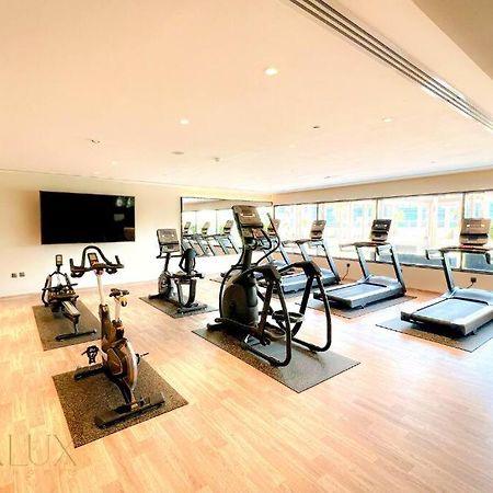 Lovely Big Studio W/ Burj Khalifa View In Downtown 迪拜 外观 照片