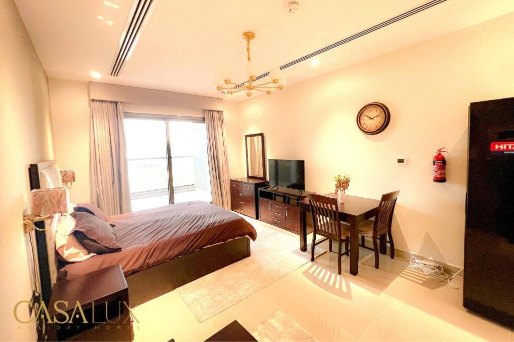 Lovely Big Studio W/ Burj Khalifa View In Downtown 迪拜 外观 照片