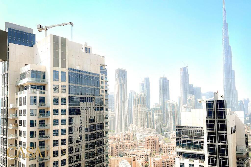 Lovely Big Studio W/ Burj Khalifa View In Downtown 迪拜 外观 照片